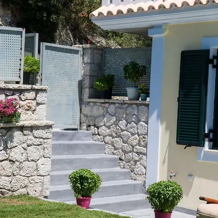 Διαμέρισμα Amolena Καρυά